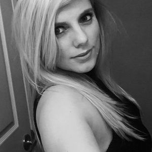 Meet your Posher, Lorena